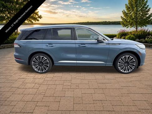 Used 2025 Lincoln Aviator Black Label AWD/4WD image 9