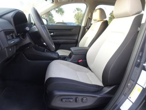 Certified 2024 Honda CR-V EX image 7