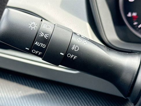 New 2026 Subaru Crosstrek 2.0i Premium AWD/4WD image 12