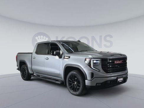 Used 2023 GMC Sierra 1500 Elevation w/ Elevation Premium Package image 5