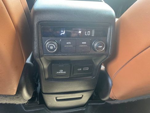 Used 2020 GMC Acadia AT4 w/ Driver Alert Package II AWD/4WD image 29