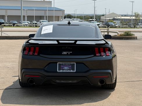 Used 2026 Ford Mustang GT Premium w/ GT Performance Package RWD image 5