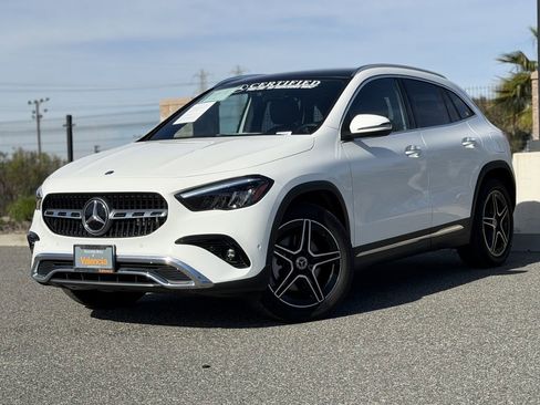 Used 2022 Mercedes-Benz GLC 300 image 2