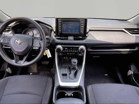 Used 2019 Toyota RAV4 LE w/ Carpet Mat Package AWD/4WD image 7