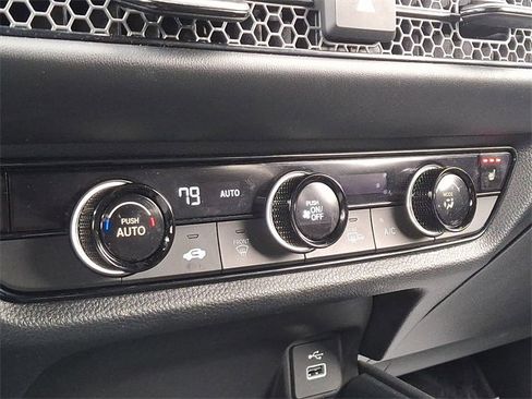 Used 2024 Honda HR-V Sport image 15