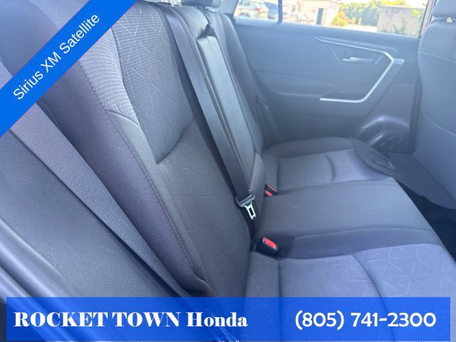 Used 2025 Toyota RAV4 XLE AWD/4WD image 15