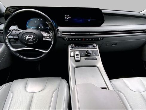Certified 2025 Hyundai Palisade SEL FWD image 15