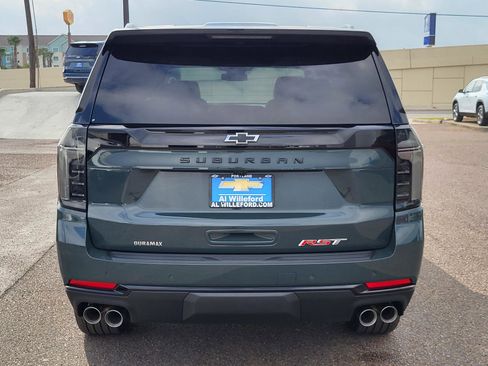 New 2026 Chevrolet Suburban RST image 4
