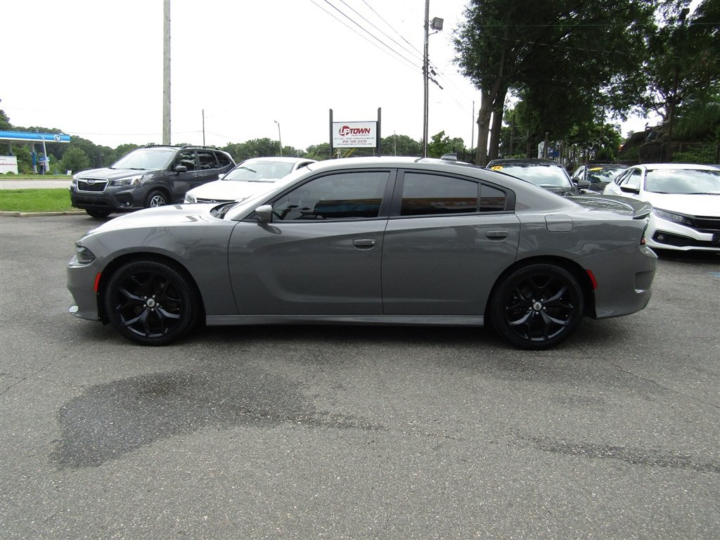 Used 2019 Dodge Charger GT RWD image 4