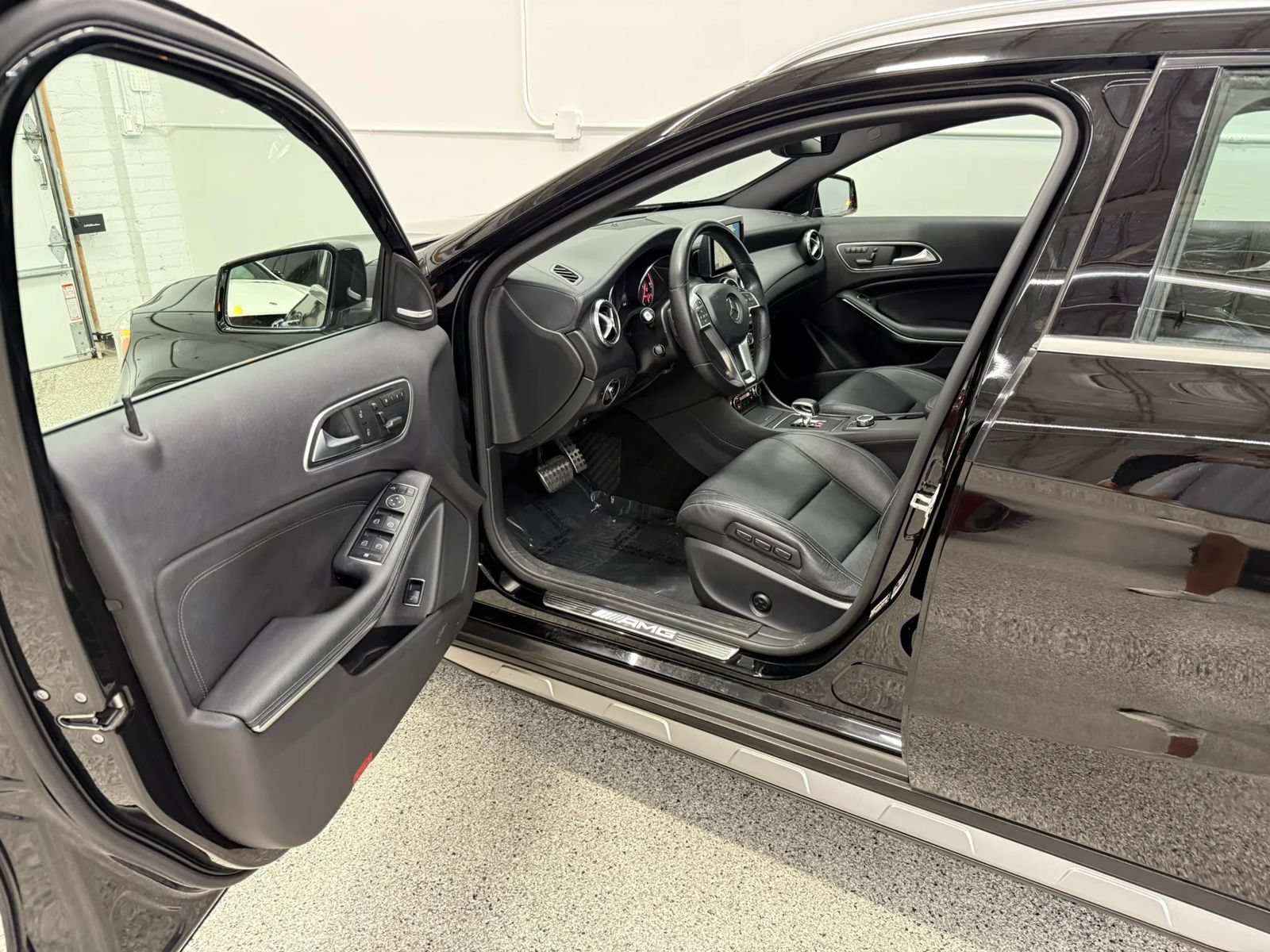 Used 2015 Mercedes-Benz GLA 45 AMG 4MATIC image 12