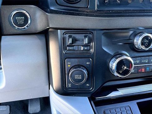 Used 2024 Ford F250 Limited image 24