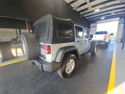 Used 2016 Jeep Wrangler Unlimited Sport w/ Quick Order Package 24S AWD/4WD image 3