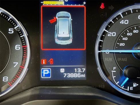 Used 2021 Subaru Ascent Limited w/ Technology Package image 12