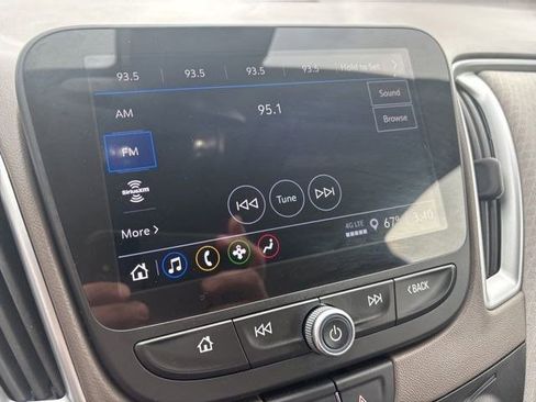 Used 2024 Chevrolet Malibu LT FWD image 21