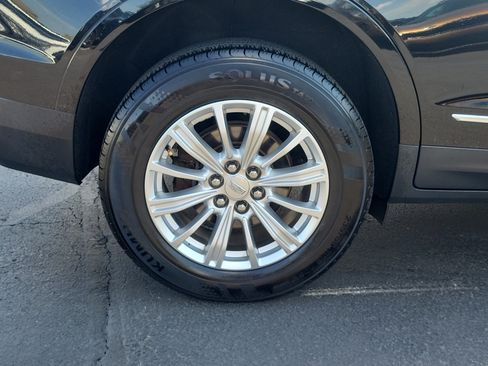 Used 2019 Cadillac XT5 Premium Luxury FWD image 6