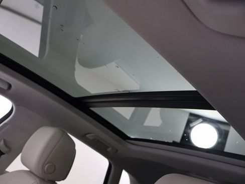 Used 2025 Audi Q3 2.0T Premium w/ Convenience Package image 10