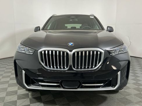 New 2026 BMW X5 sDrive40i w/ Climate Comfort Package image 2