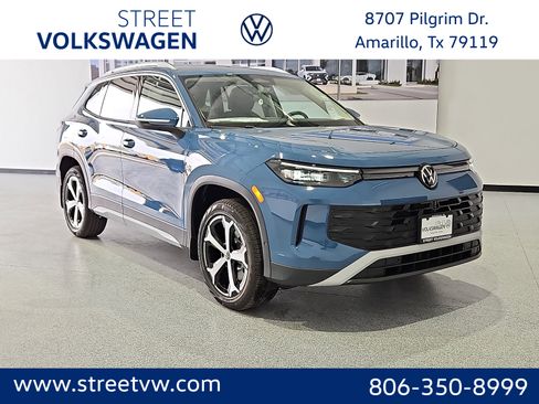 New 2026 Volkswagen Tiguan SE image 1