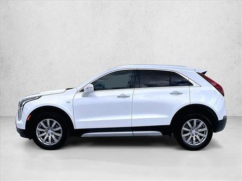 Used 2021 Cadillac XT4 Premium Luxury w/ Cold Weather Package image 6