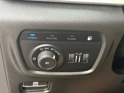 Used 2022 Jeep Grand Cherokee Limited 4xe AWD/4WD image 34