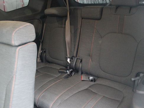 Used 2025 Honda Pilot Sport image 30