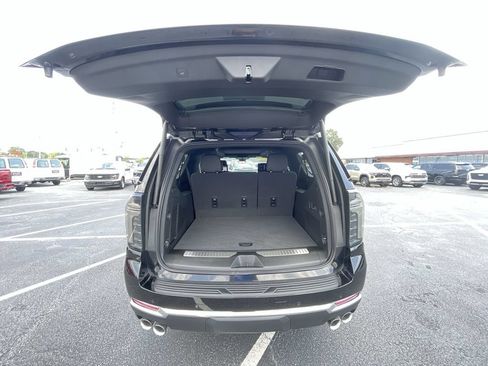 Certified 2025 Chevrolet Suburban Premier AWD/4WD image 27