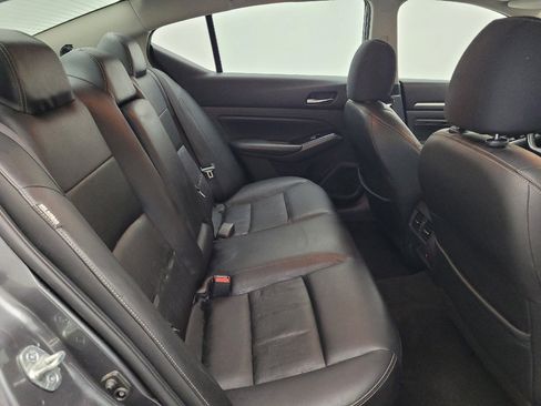 Used 2021 Nissan Altima 2.5 SL FWD image 19