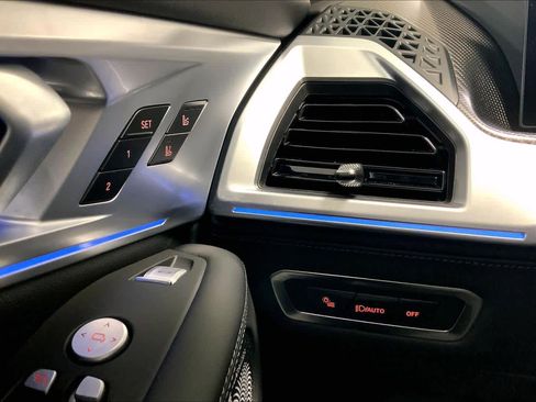 Used 2025 BMW XM image 34