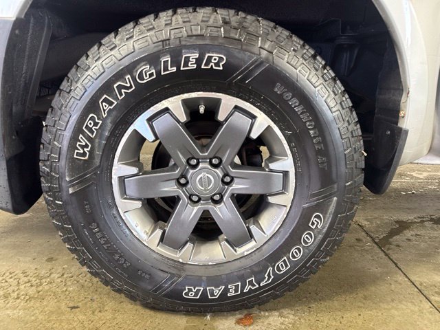 Used 2018 Nissan Frontier PRO-4X AWD/4WD image 11