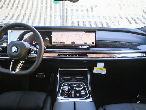 New 2026 BMW 740i w/ Premium Package image 8