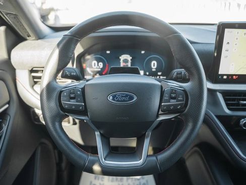 Used 2025 Ford Explorer ST-Line w/ ST-Line Street Pack image 30