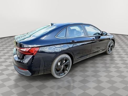 New 2025 Volkswagen Jetta SE image 7