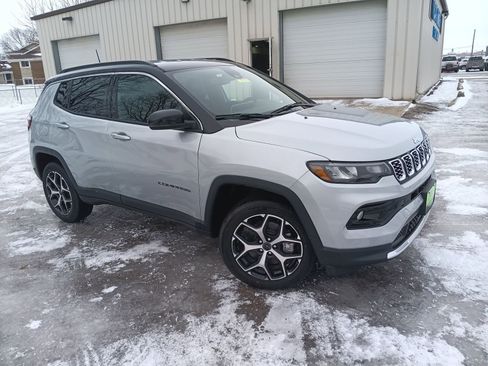 New 2026 Jeep Compass Limited image 7