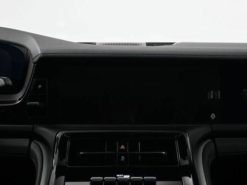 Certified 2026 Porsche Panamera 4 AWD/4WD image 11