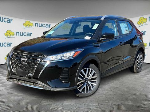 New 2024 Nissan Kicks SV image 3