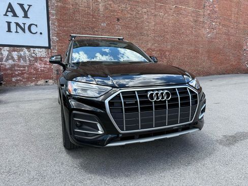 Used 2021 Audi Q5 2.0T Premium w/ Convenience Package AWD/4WD image 2