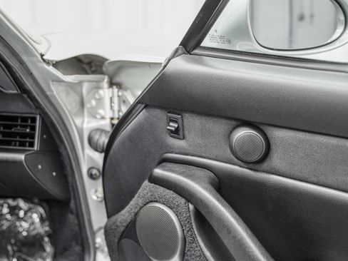 Used 1998 Porsche 911 GT3 RS image 28