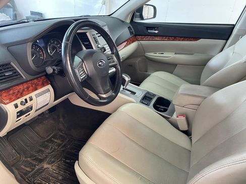 Used 2012 Subaru Outback 2.5i Limited AWD/4WD image 18