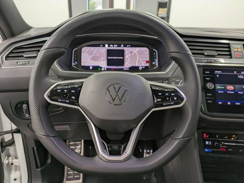 Used 2022 Volkswagen Tiguan SEL R-Line AWD/4WD image 20