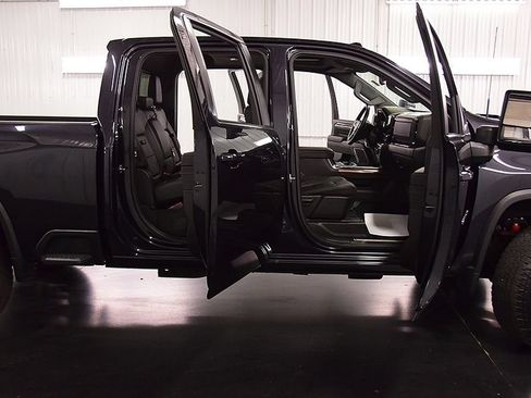 Used 2024 Chevrolet Silverado 2500 LT w/ All Star Edition AWD/4WD image 36