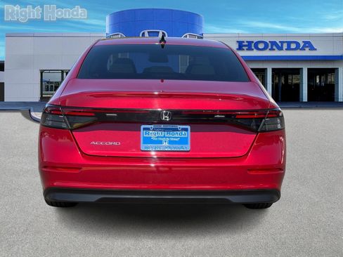 Used 2025 Honda Accord SE image 8