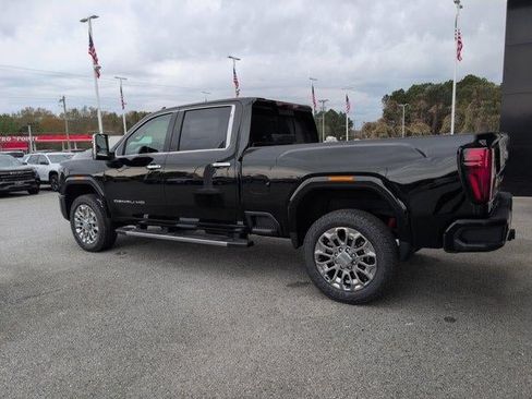 New 2026 GMC Sierra 2500 Denali w/ Denali Reserve Package AWD/4WD image 5
