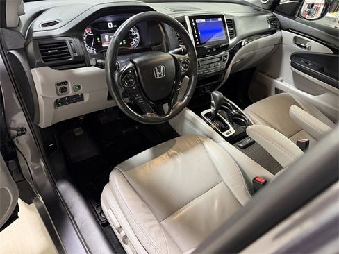 Used 2019 Honda Ridgeline RTL-E image 13