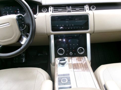 Used 2019 Land Rover Range Rover HSE AWD/4WD image 21