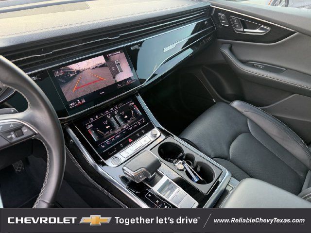 Used 2024 Audi Q8 Prestige w/ Prestige Package AWD/4WD image 18