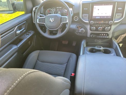 Used 2025 RAM 1500 Big Horn AWD/4WD image 11