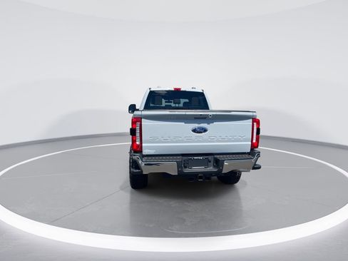 Used 2025 Ford F350 Lariat w/ Chrome Package AWD/4WD image 7