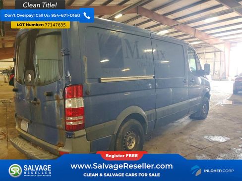 Used 2010 Freightliner Sprinter 2500 image 4