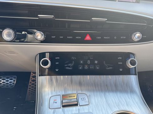 New 2026 Genesis Electrified GV70 image 22