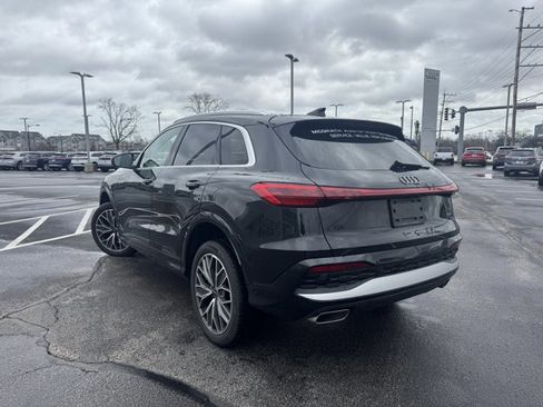 Used 2025 Audi Q5 Premium Plus w/ Premium Plus image 4
